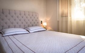 Nissi Collection Rooms